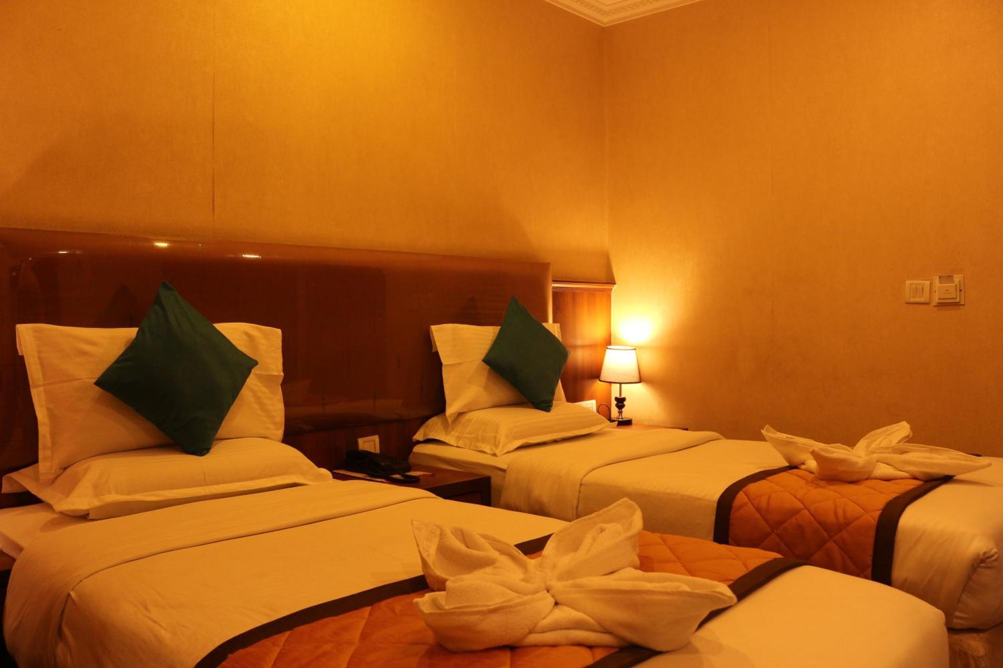 Hotel Noor Empire International Kormangala Bangalore Dış mekan fotoğraf