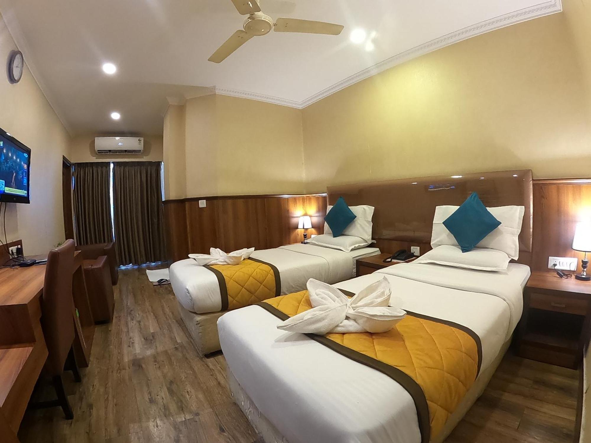 Hotel Noor Empire International Kormangala Bangalore Dış mekan fotoğraf