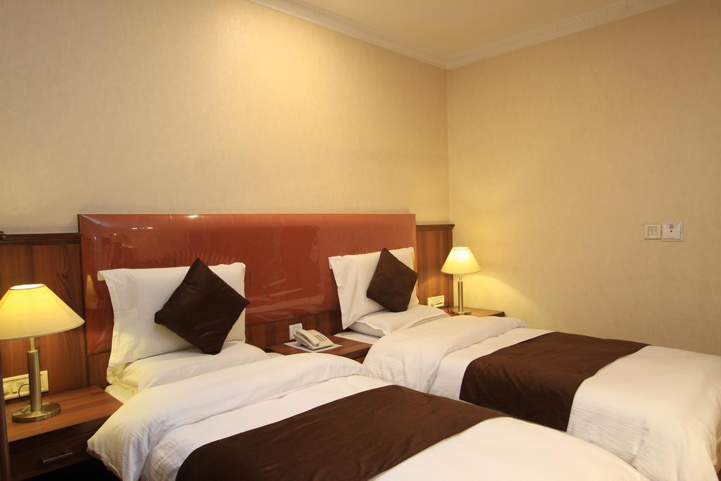 Hotel Noor Empire International Kormangala Bangalore Dış mekan fotoğraf